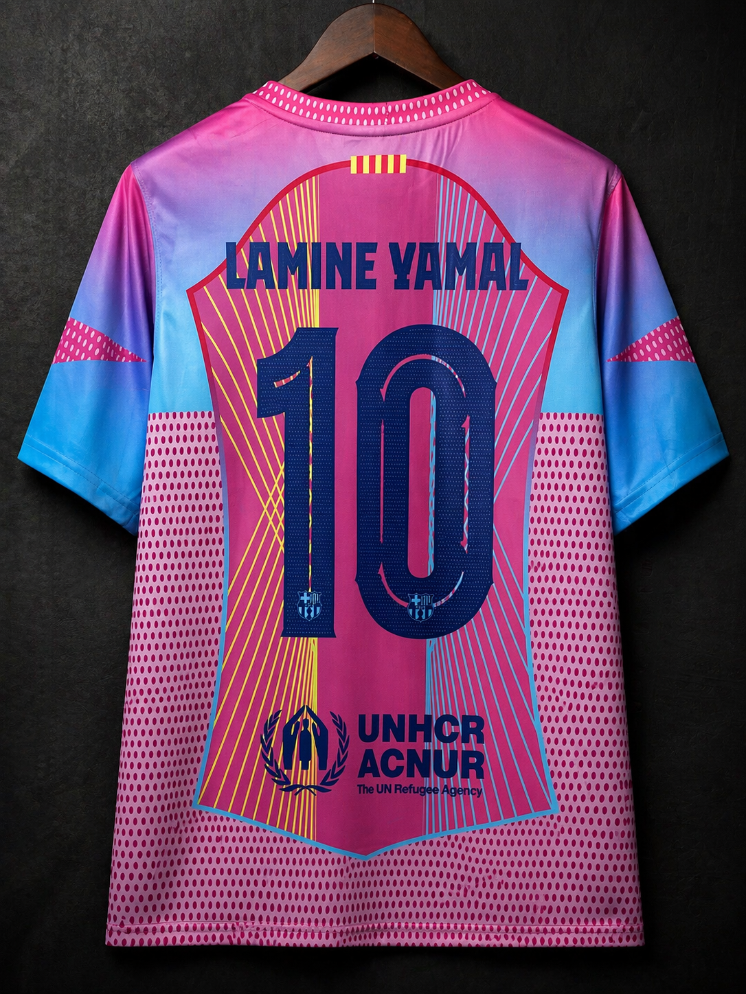 Lamine Yamal #10 | Barcelona Special Pink Edition | Normal Sleeves