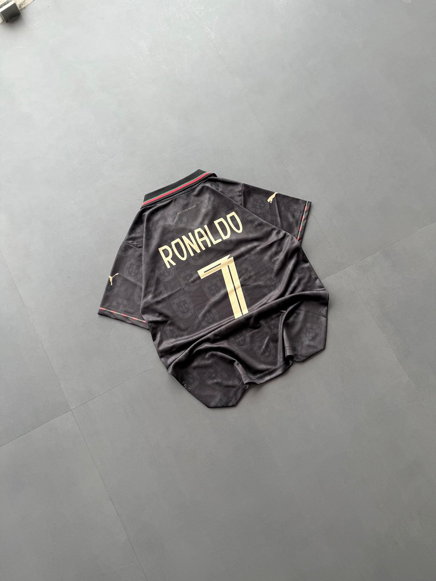 Ronaldo #07 Portugal 2025/26 Away Jersey – Classic Collar Edition