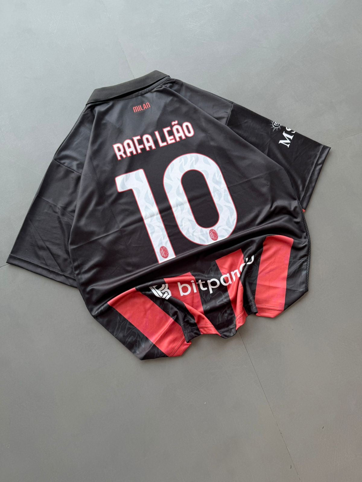 AC Milan Home 2025/26 – Rafa Leão #10 – Haram Ball