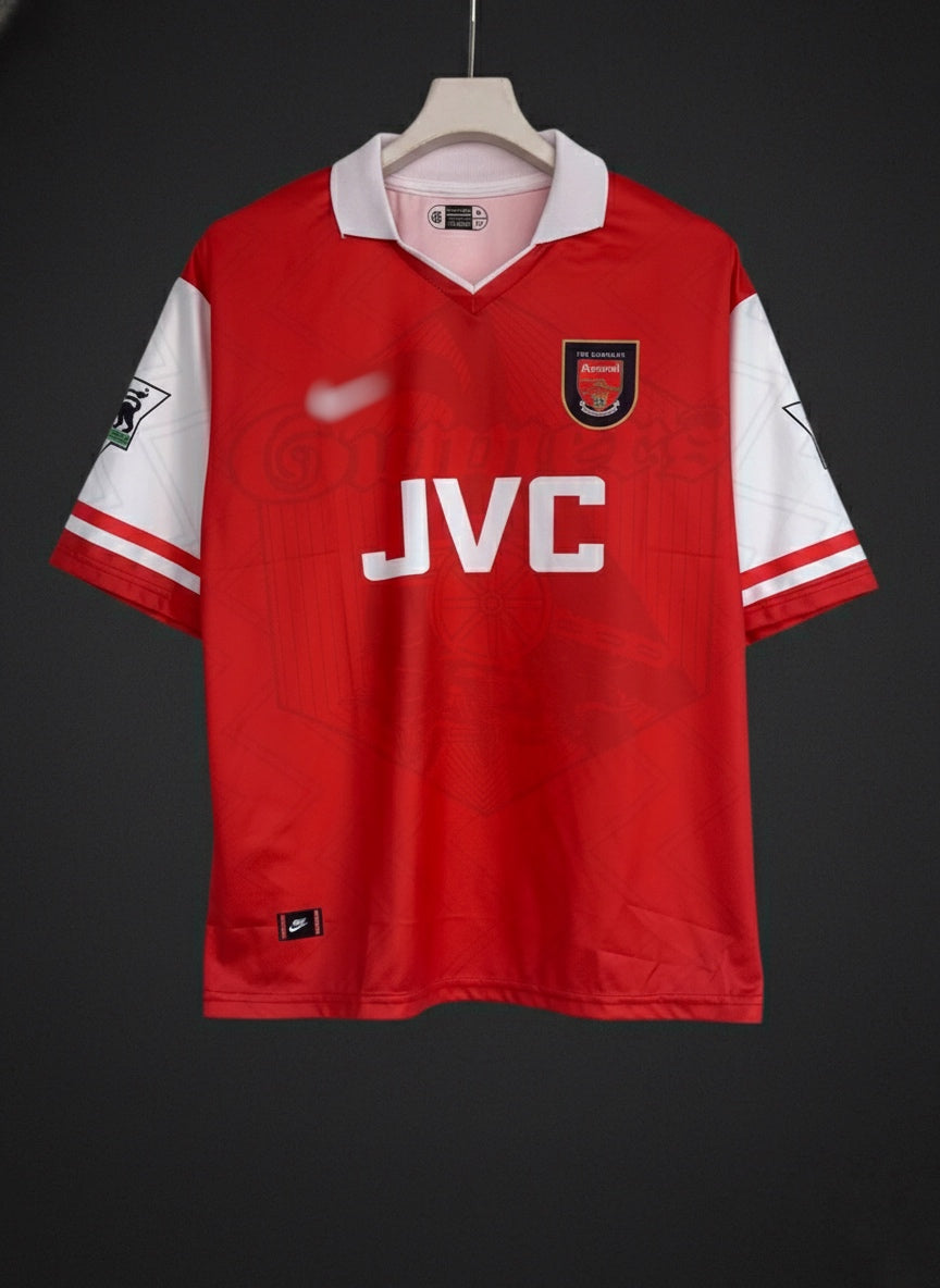 Berkamp #10 | Arsenal | 1996/97 Five sleeve